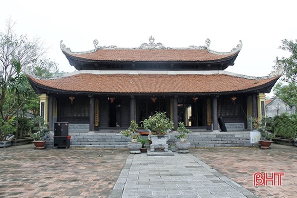 Thành hoàng là người khai phá, lập làng