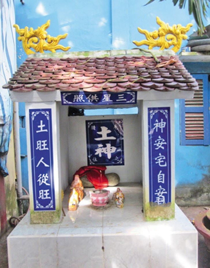 Tục thờ ông Địa - thần Tài ở Nam Bộ