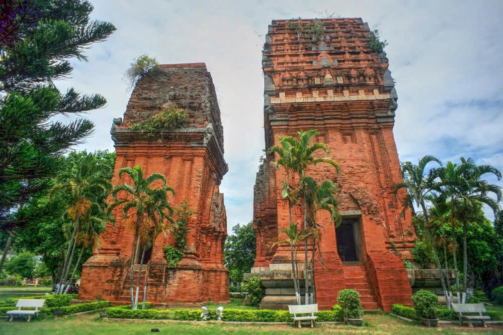 Tháp Đôi – Biểu tượng lịch sử và tâm hồn văn hóa của đất Quy Nhơn