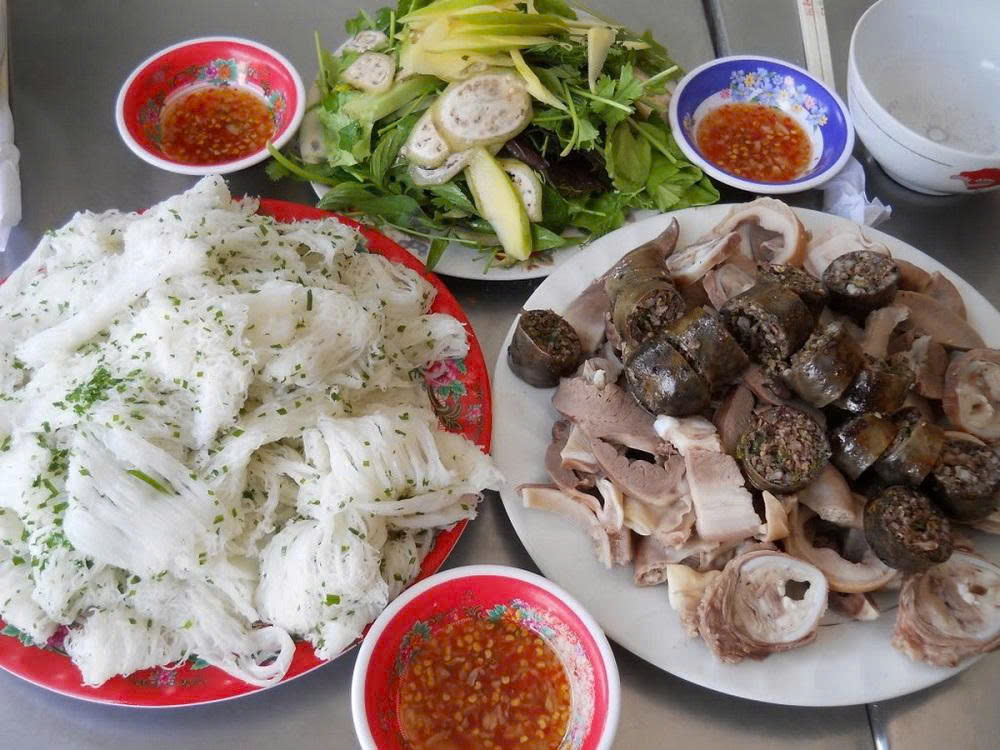 Bánh hỏi lòng heo đặc sản Phú Yên