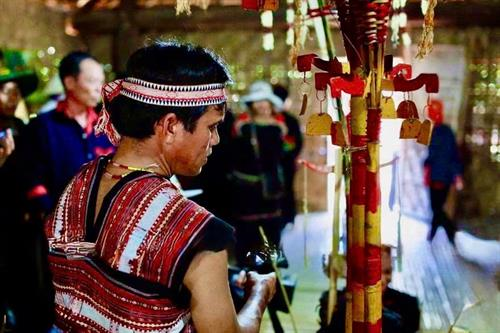 Lễ Tơ Mon - Sợi dây thiêng liêng gắn kết tình thân của người Ba na