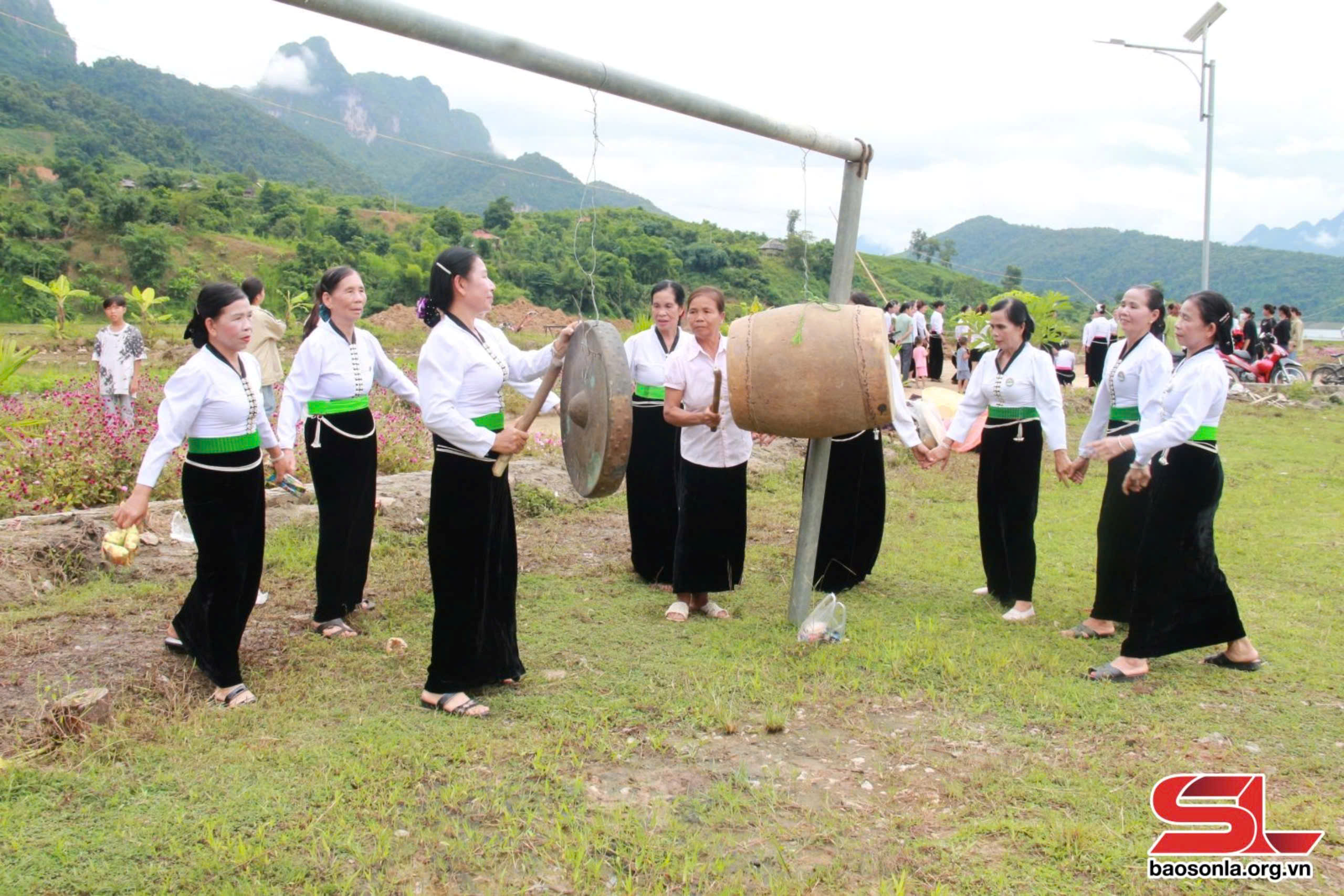 Trống, chiêng trong đời sống văn hóa của đồng bào các dân tộc