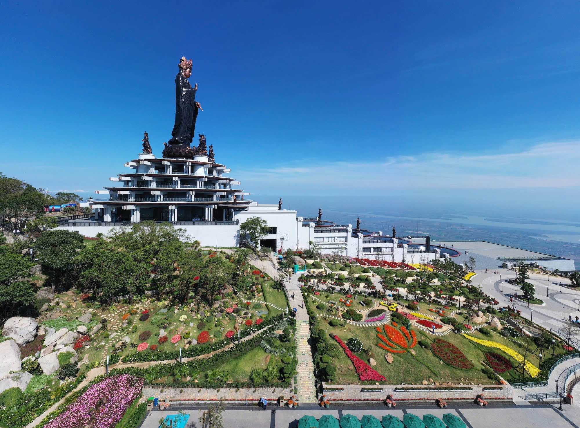 Du lịch núi Bà Đen (Tây Ninh)