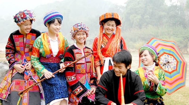 Nét văn hóa trong trang phục dân tộc H’mông