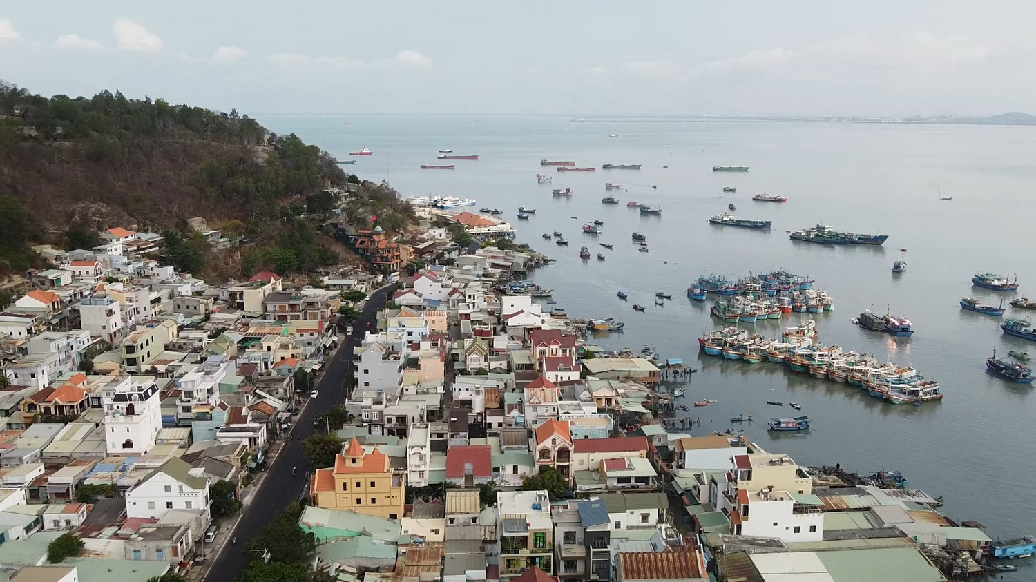 Tản văn: Ngõ chợ xưa và nay