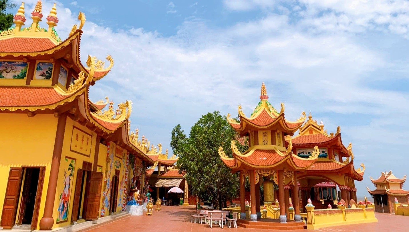 Đền Bà Đế - Tìm về chốn linh thiêng và huyền bí