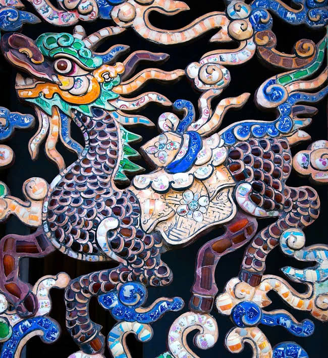 Nghệ thuật khảm sành đặc sắc triều Nguyễn