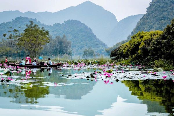 Chùa Hương, điểm đến du lịch tâm linh