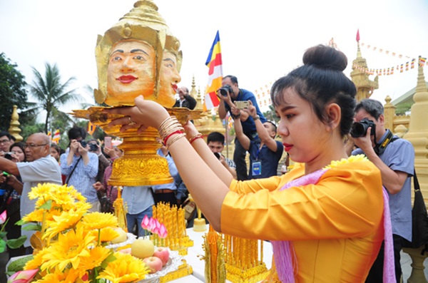 Ảnh nghi lễ Khmer 1